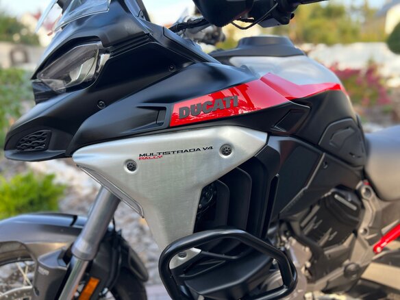 2023 Ducati Multistrada V4, чёрный, 2650000 рублей - вид 10