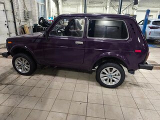 2000 Lada (ВАЗ) 2121 (4x4) I Рестайлинг, фиолетовый, 229999 рублей, вид 5
