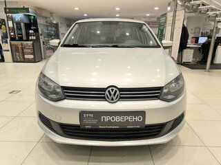 2011 Volkswagen Polo V, бежевый, 660000 рублей, вид 2