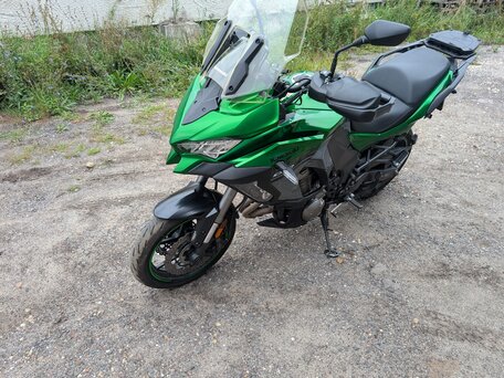 2018 Kawasaki Versys 1000, зелёный, 1000000 рублей, вид 4