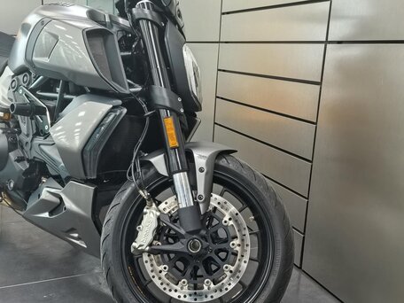 2019 Ducati Diavel 1260, серый, 1600000 рублей, вид 5