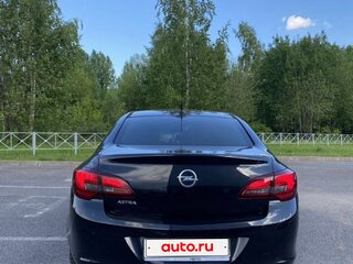 2013 Opel Astra J Рестайлинг, чёрный, 700000 рублей, вид 5