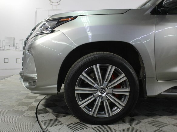 2016 Lexus LX 570 III Рестайлинг 2, серый, 5850000 рублей - вид 11