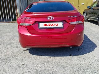 2011 Hyundai Elantra V (MD), красный, 850000 рублей, вид 3