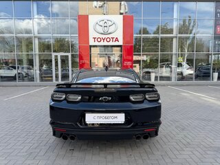 2018 Chevrolet Camaro LT1 VI Рестайлинг, чёрный, 7400000 рублей, вид 5
