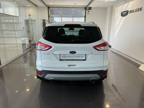 2015 Ford Kuga II, белый, 1069000 рублей - вид 5