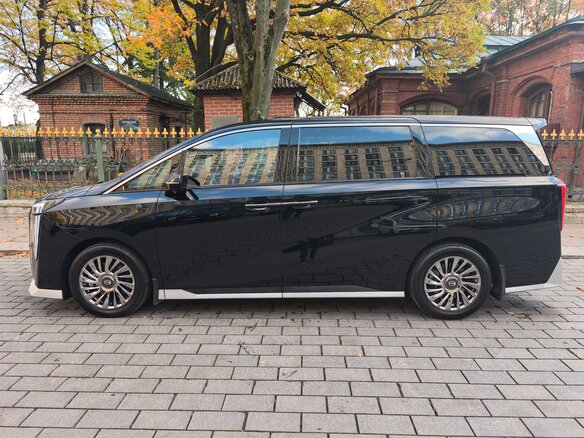 2024 GAC M8, чёрный, 4900000 рублей - вид 7