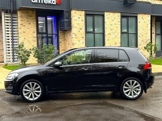 2015 Volkswagen Golf VII, чёрный, 1750000 рублей, вид 5