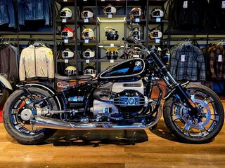 BMW R 18