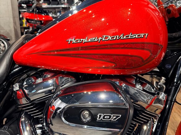 2017 Harley-Davidson Road King, красный, 1899000 рублей - вид 19