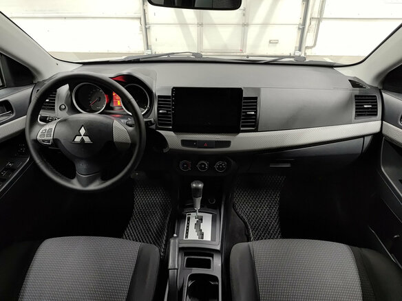 2010 Mitsubishi Lancer X, чёрный - вид 13