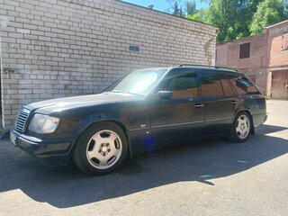 1994 Mercedes-Benz E-Класс 220 I (W124), синий, 350000 рублей, вид 1