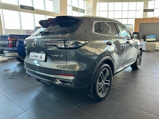 2025 Changan UNI-S I, серый, 3179900 рублей, вид 4