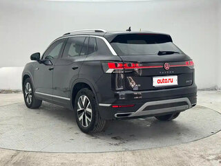 2022 Volkswagen Tayron I, чёрный, 2140000 рублей, вид 4