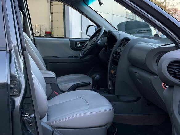 2011 Hyundai Santa Fe Classic Classic, серый, 869000 рублей - вид 8