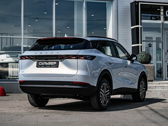 2026 Omoda C7, серебристый, 2909610 рублей - вид 1