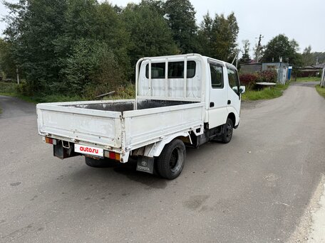 2003 Toyota Toyoace, белый, 1800000 рублей, вид 4