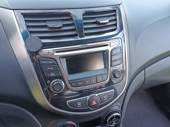 2014 Hyundai Solaris I Рестайлинг, белый, 820000 рублей - вид 19