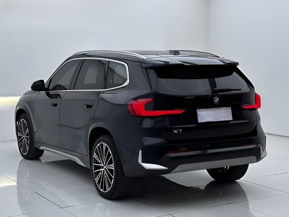 2023 BMW X1 Long 20Li sDrive III (U11/U12), белый, 2890000 рублей - вид 5