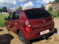 2010 Renault Sandero I, красный - вид 3
