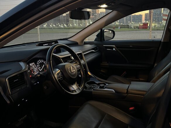 2018 Lexus RX 300 IV, чёрный, 4600000 рублей - вид 9
