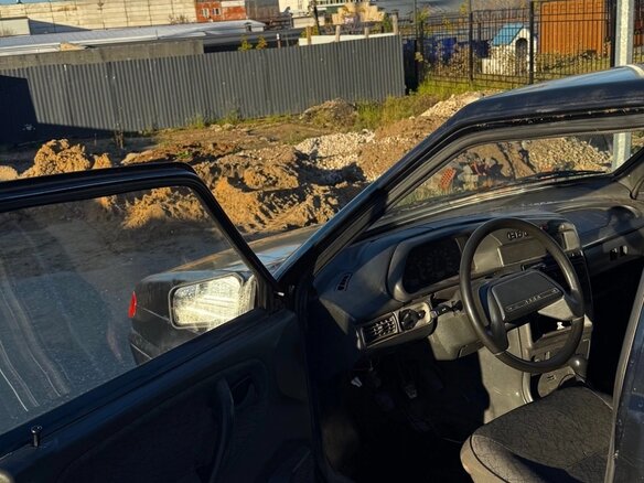 2005 Lada (ВАЗ) 2114, чёрный, 68000 рублей - вид 7