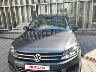 2014 Volkswagen Touareg II, серый, 2900000 рублей, вид 3