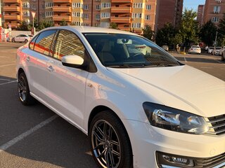 2019 Volkswagen Polo V Рестайлинг, белый, 1130000 рублей, вид 2