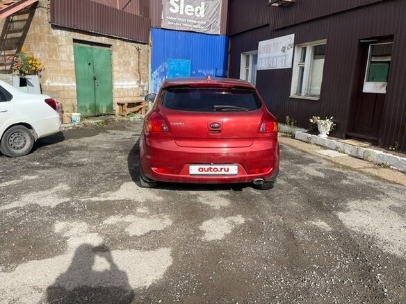 2008 Kia Ceed I, красный, 510000 рублей - вид 2