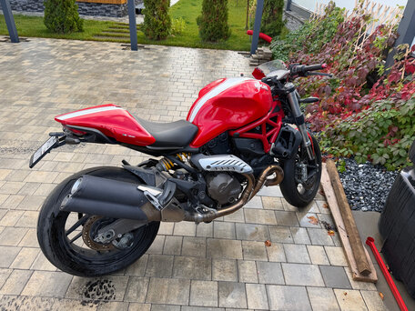 2015 Ducati Monster 821, красный, 520000 рублей, вид 4