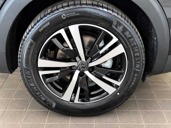 2023 Peugeot 4008 II Рестайлинг, чёрный, 2999000 рублей - вид 18