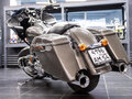 2018 Harley-Davidson Road Glide, серый, 1590000 рублей - вид 6