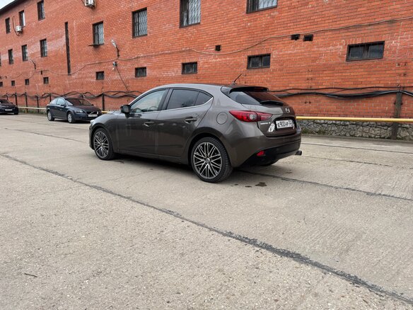 2013 Mazda 3 III (BM), коричневый, 880000 рублей - вид 14