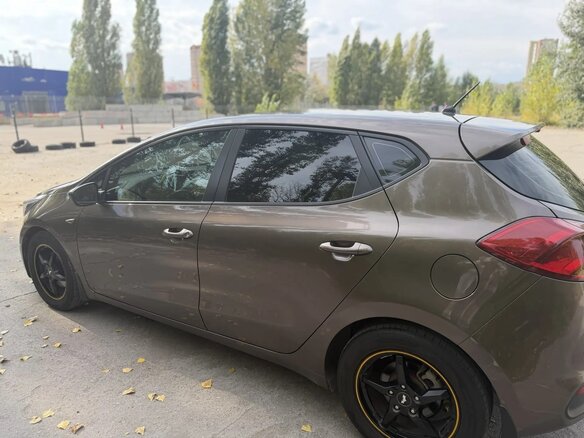 2013 Kia Ceed II, коричневый - вид 9