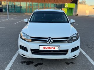 2012 Volkswagen Touareg II, белый, 1800000 рублей, вид 1