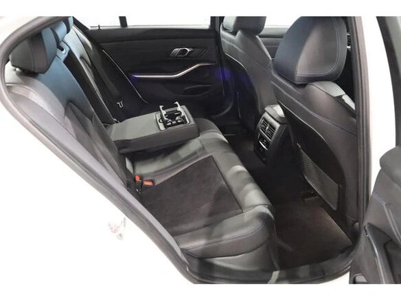 2022 BMW 3 серии 318i VII (G2x), белый, 2350000 рублей - вид 10
