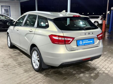 2017 Lada (ВАЗ) Vesta SW I, бежевый, 989000 рублей, вид 3