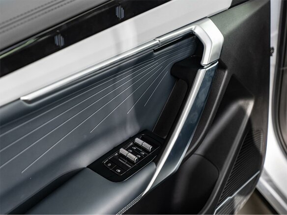 2026 Geely Atlas II, серебристый, 3449990 рублей - вид 8