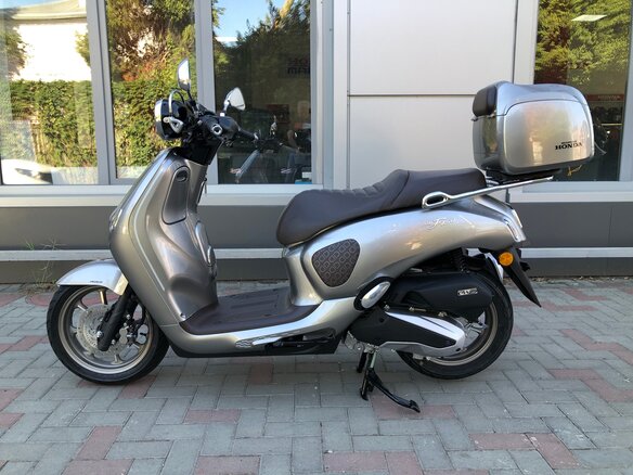 2026 Honda NWF150, серебристый, 400000 рублей - вид 6