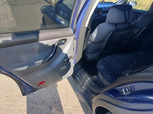2002 SEAT Leon I, синий, 350000 рублей - вид 17