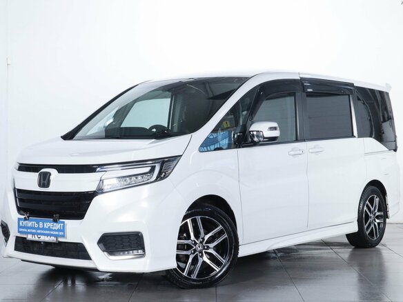 2018 Honda Stepwgn V Рестайлинг, белый, 2579000 рублей - вид 2
