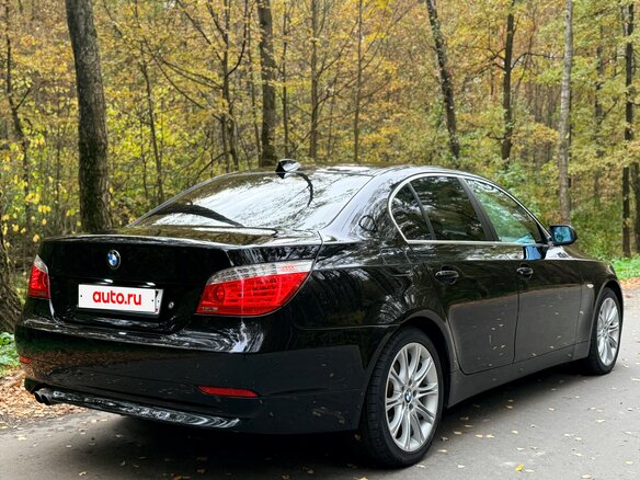 2006 BMW 5 серии 530xi V (E60/E61), чёрный - вид 5