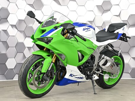 2024 Kawasaki ZX-6R Ninja, белый, 1299000 рублей, вид 2