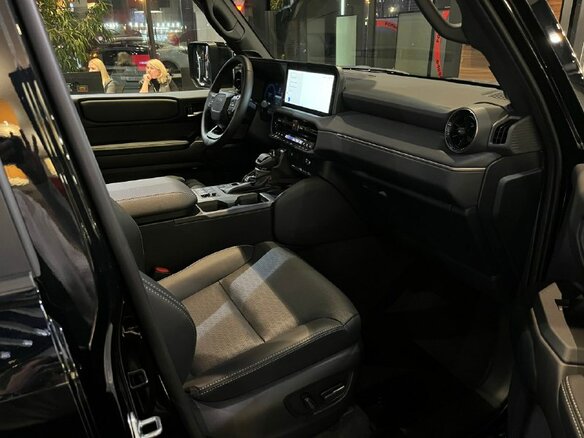 2026 Toyota Land Cruiser Prado 250 Series, чёрный - вид 14