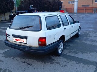 1988 Ford Sierra I Рестайлинг, белый, 70000 рублей, вид 4