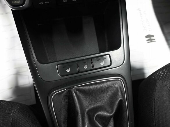2017 Kia Rio IV, бежевый, 1200000 рублей - вид 16