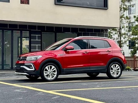 2021 Volkswagen T-Cross I, пурпурный, 1950200 рублей, вид 4