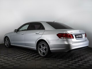 2013 Mercedes-Benz E-Класс 200 IV (W212, S212, C207) Рестайлинг, серебристый, 1670000 рублей, вид 2