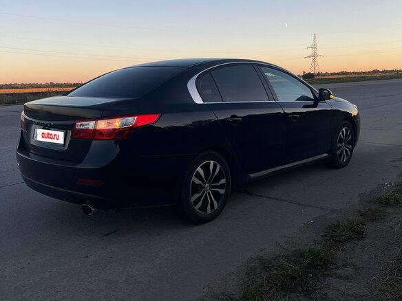 2010 Renault Latitude I, чёрный, 850000 рублей - вид 1