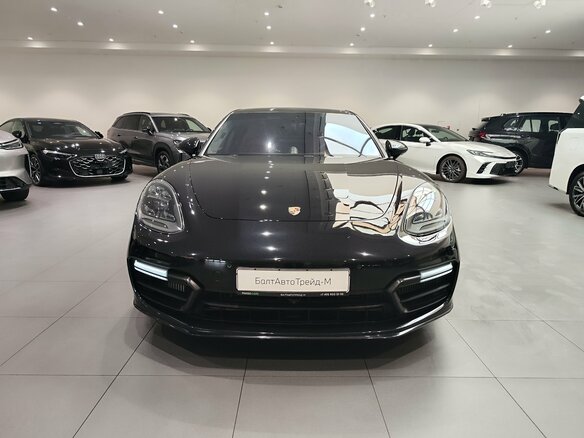 2017 Porsche Panamera Turbo II, чёрный, 5537000 рублей - вид 1